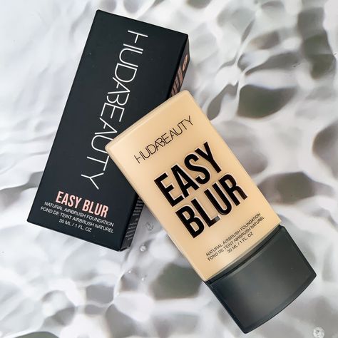 HUDA BEAUTY Natural Easy Blur – Flawless Smooth Finish